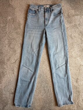 Abercrombie & Fitch Light Blue Straight-Leg Women’s Jeans